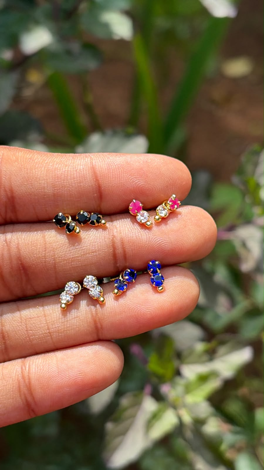 Black Nosepin/Second Stud